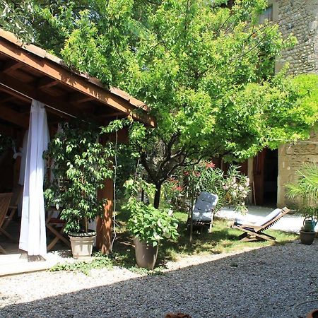 Bed and Breakfast Les Pascals Saint-Paul-lès-Romans Exteriér fotografie